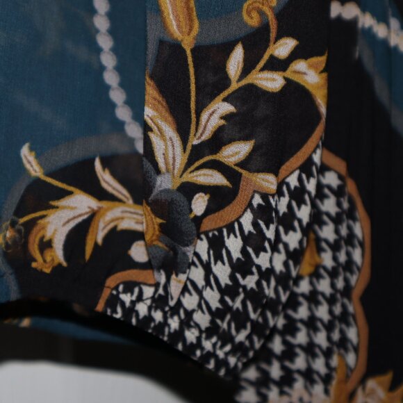 Ann Taylor | Pleated, Floral, Houndstooth Dress, Size 6 - Picture 5 of 10